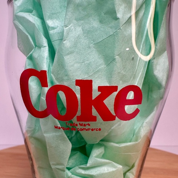 Vintage Coca-Cola Glasses | Set of 2 | Coke Logo | One with Fading - Picture 4 of 7